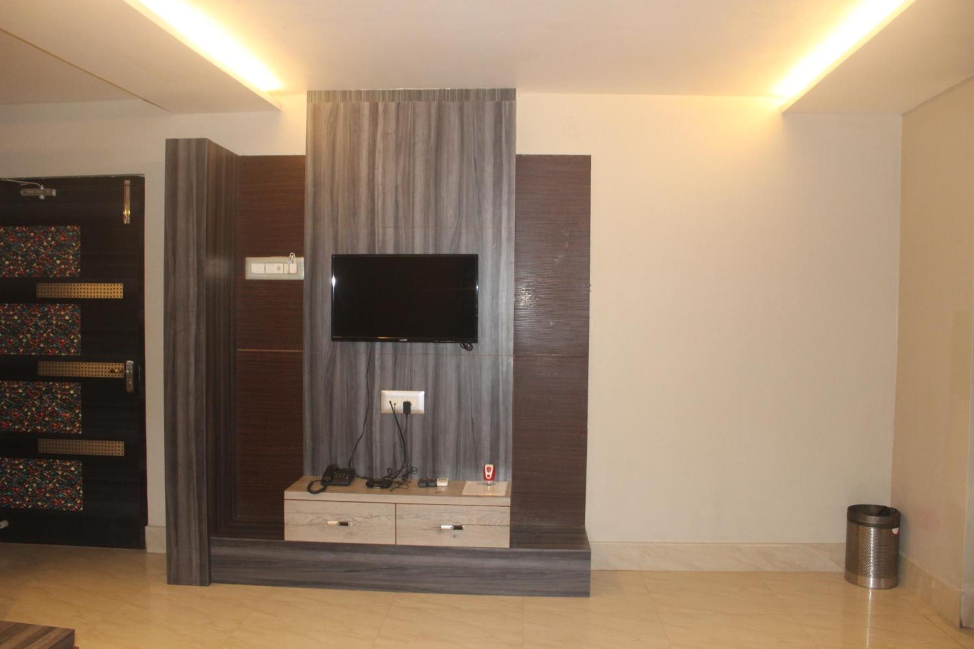 Hotel Oishi Plaza Mukutmanipur Екстер'єр фото